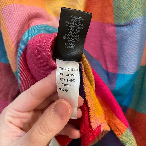 Torrid Lizzie Button-Up Shirt - Picture 6 of 6